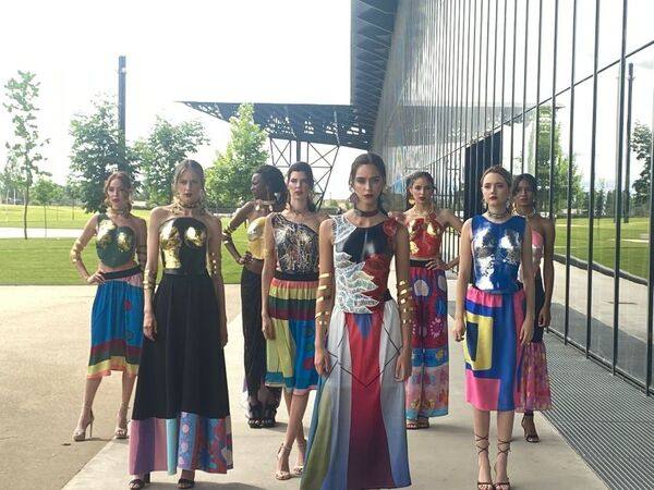 Imagen de la 'Fashion Film' de la Pasarela de Moda de Castilla y León en el Palacio de Conggreso. 