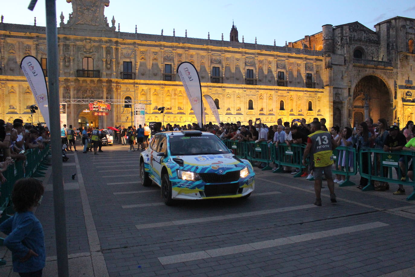 Fotos: Comienzan a rugir los motores en León