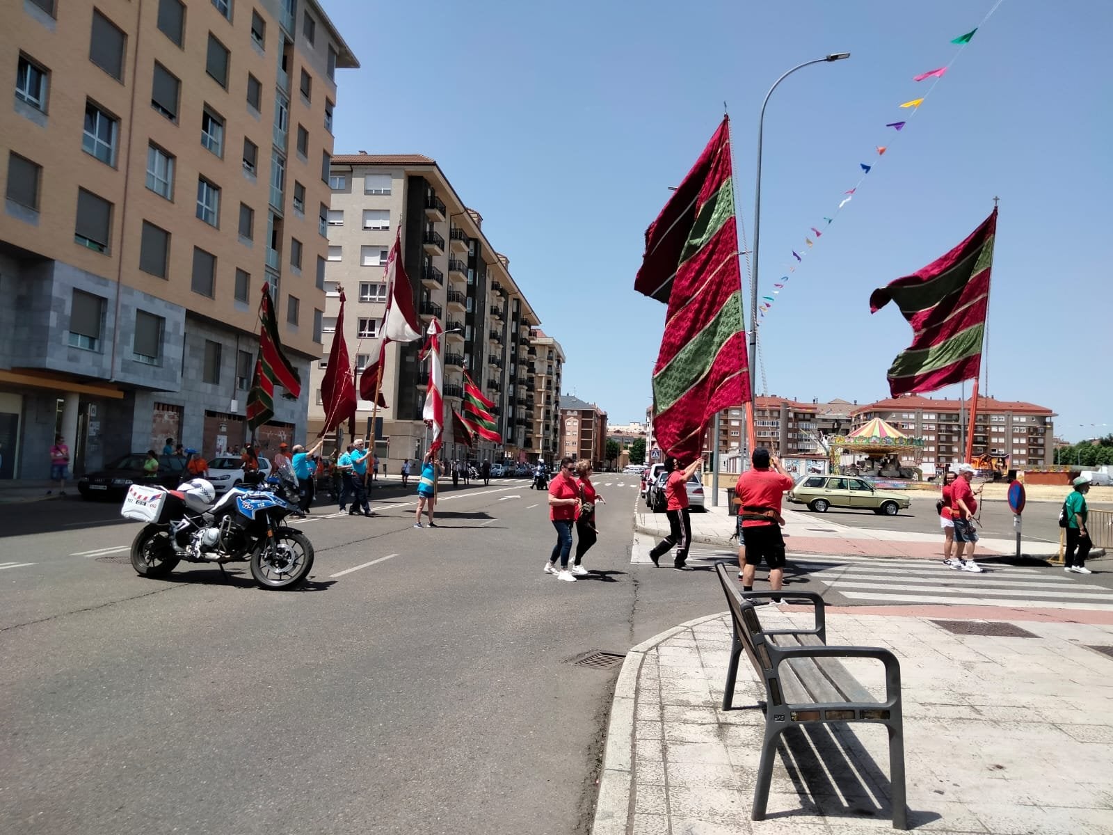 La iniciativa 'Pendones concejiles en los Caminos de Santiago del viejo Reino de León' 