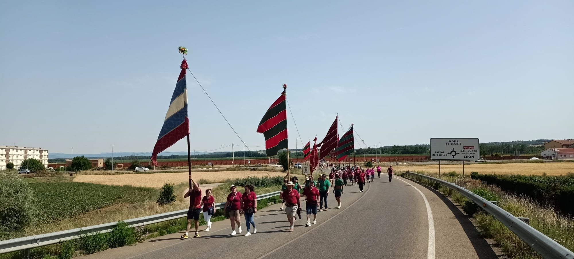 La iniciativa 'Pendones concejiles en los Caminos de Santiago del viejo Reino de León' 