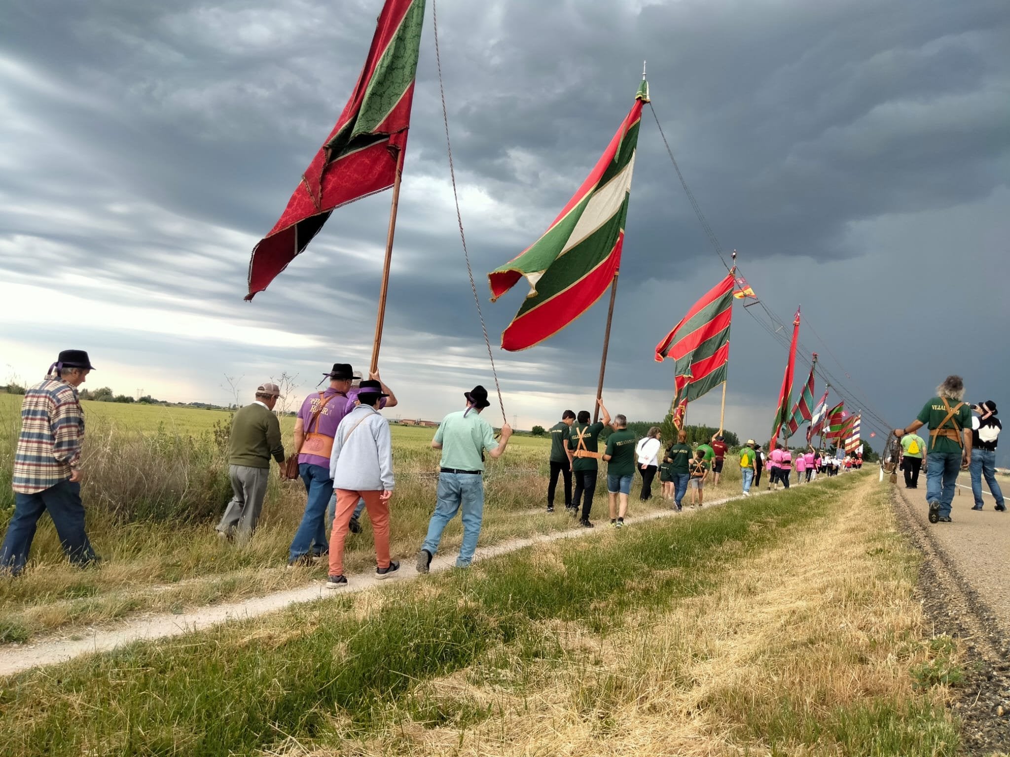 La iniciativa 'Pendones concejiles en los Caminos de Santiago del viejo Reino de León' 