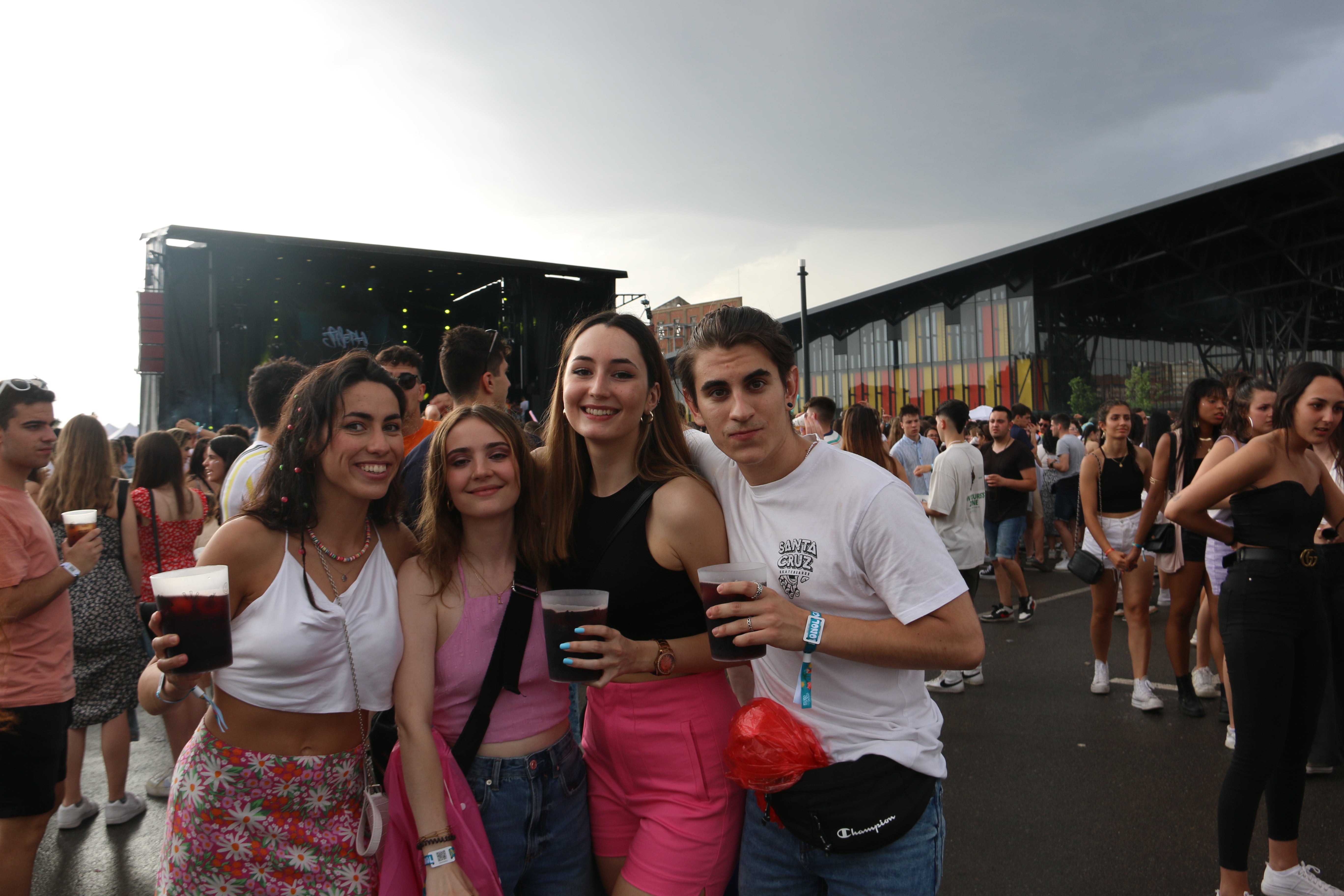 El Monoloco Fest acoge una segunda edición con casi 8.000 jóvenes congregados en el Palacio de exposiciones de León. 