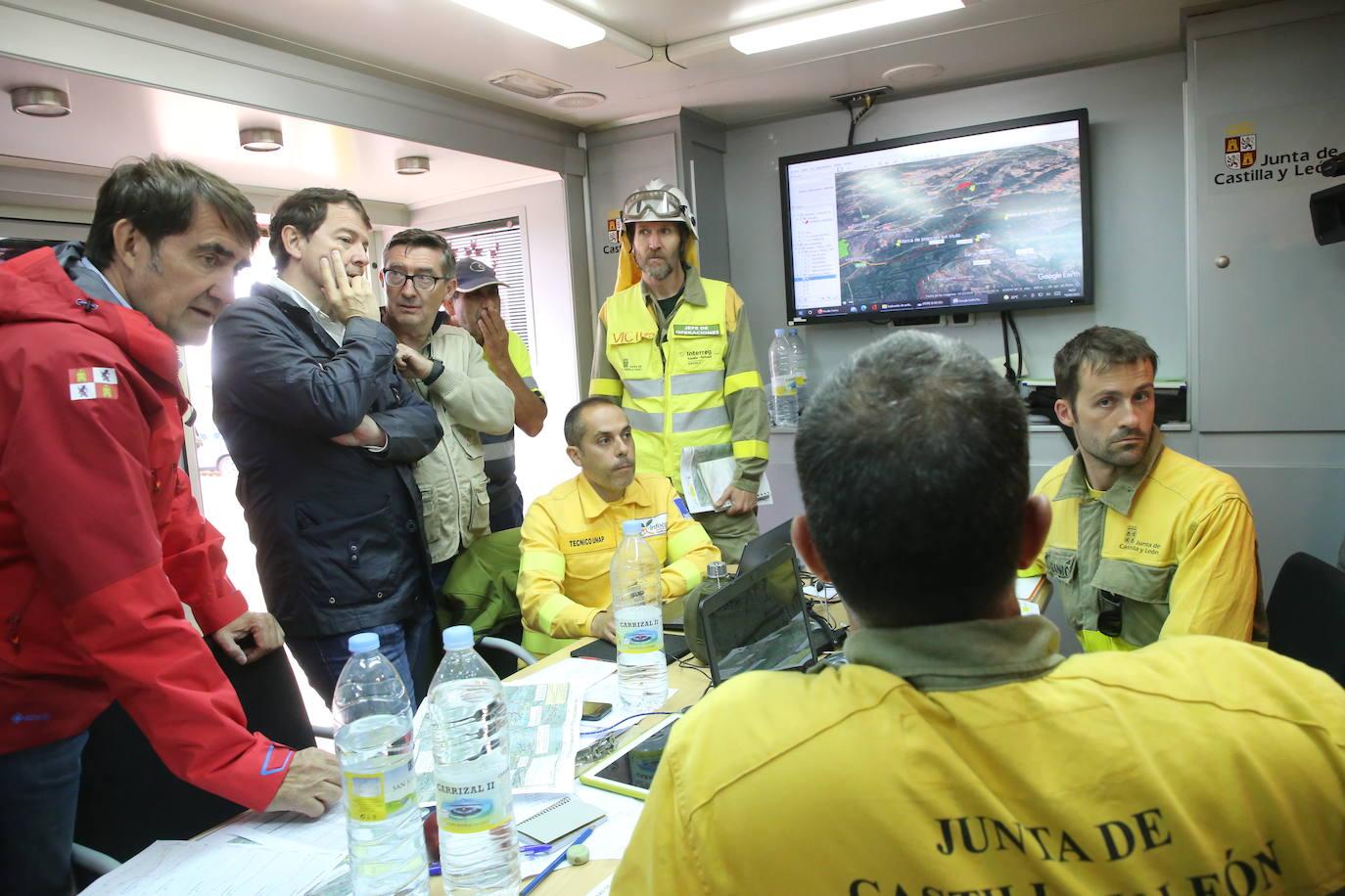 Fotos: Mañueco anuncia desde Sarracín de Aliste (Zamora) un plan especial de recuperación medioambiental y socioeconómica