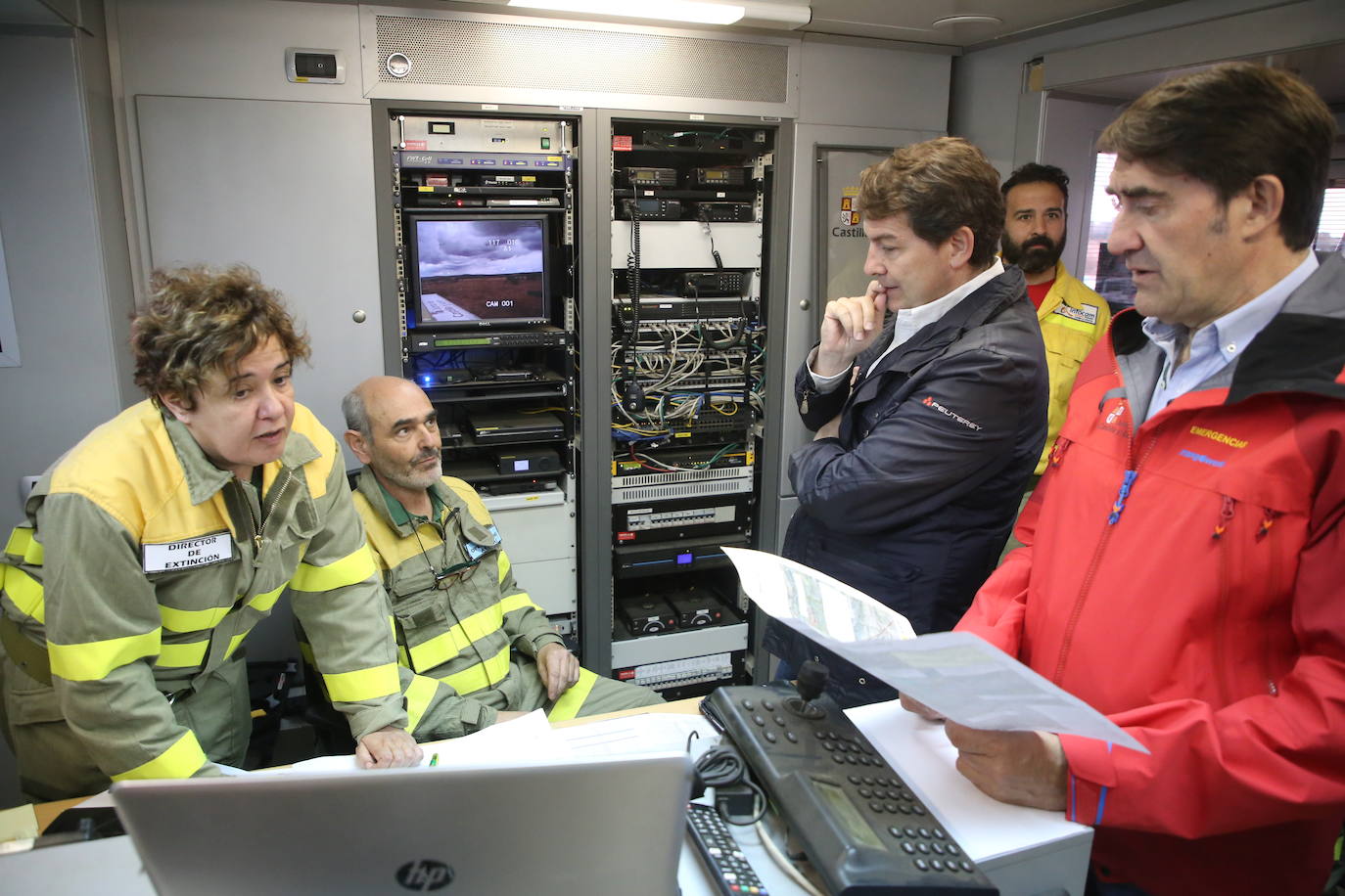 Fotos: Mañueco anuncia desde Sarracín de Aliste (Zamora) un plan especial de recuperación medioambiental y socioeconómica