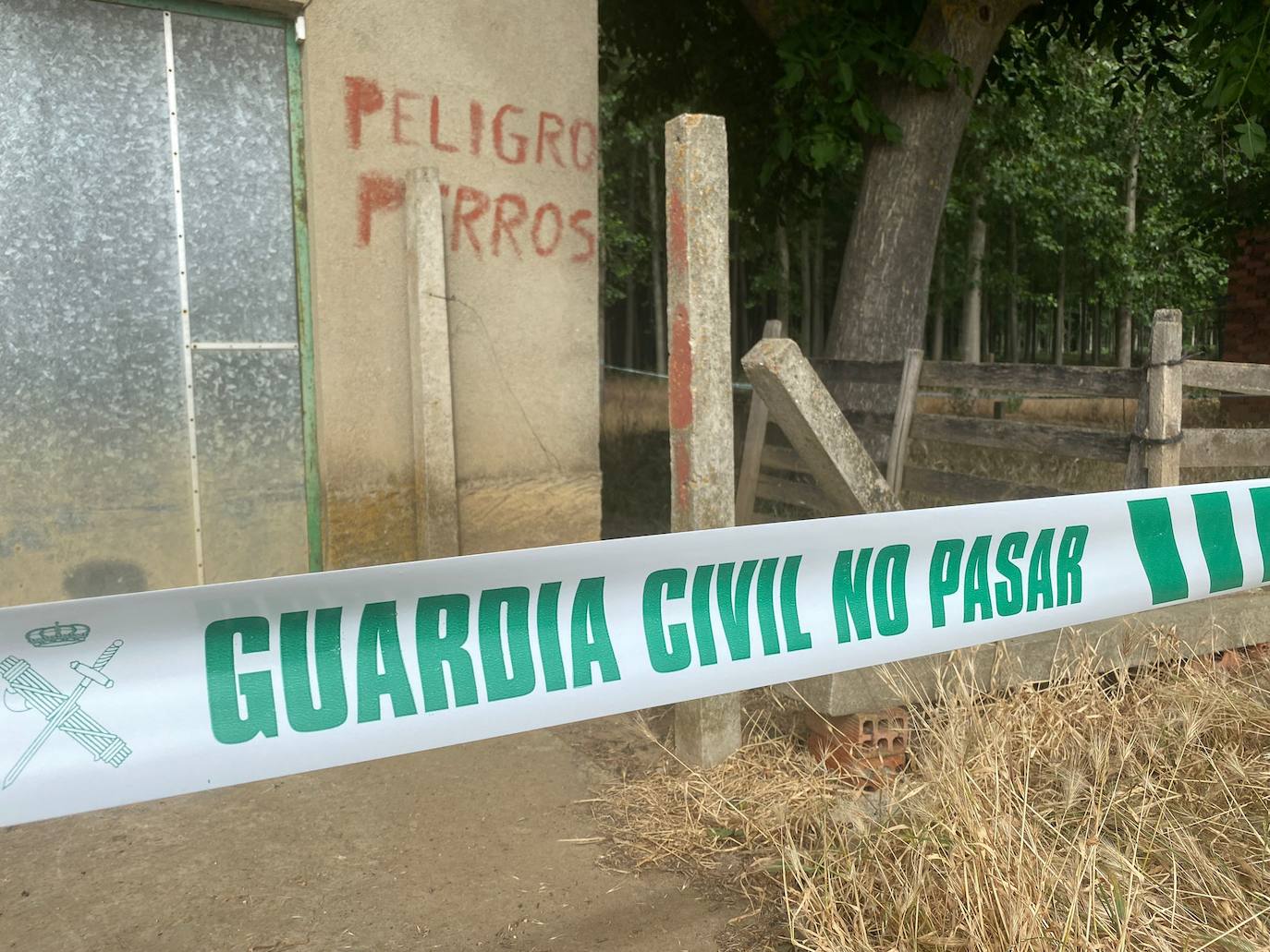 La Guardia Civil investiga la muerte de un hombre apuñalado en el cuello en Villagarcía de la Vega. 