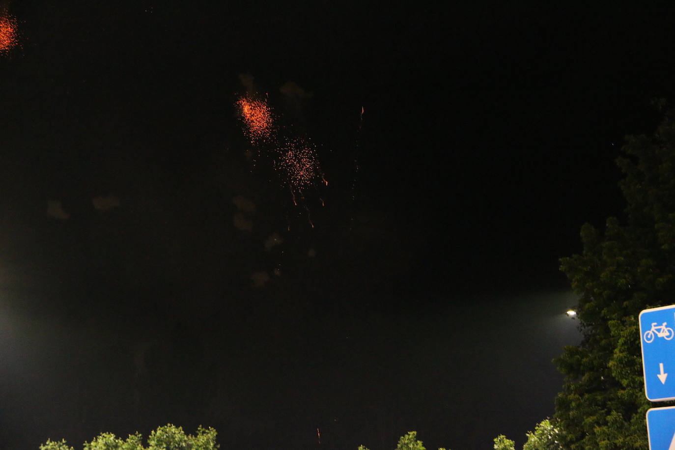 La lluvia hizo una pausa para León volviera a disfrutar de la noche más mágica 