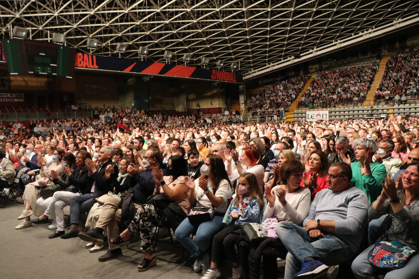 Concierto de Ara Malikian en el Palacio de los Deportes de León. 