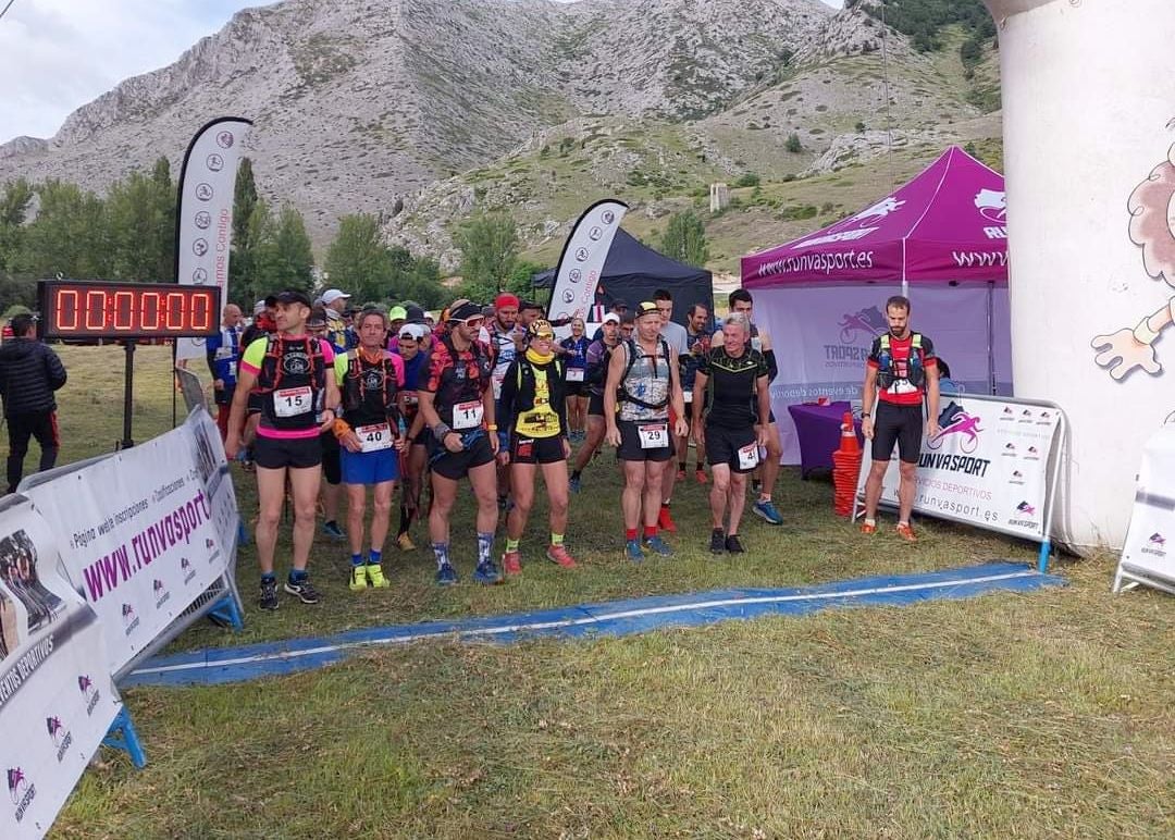 Víctor García y Ángela Tejeror se cuelgan la corona en la Reina Trail. Iván Hospital y Jaquline López se proclaman vencedores de la prueba corta, la 'Besande Trail'. 