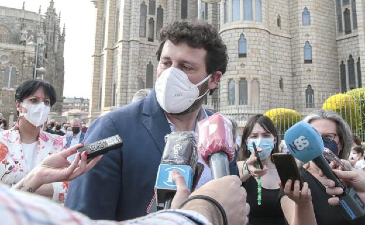 Manuel García, durante su campaña por la presidencia del PP de León. 