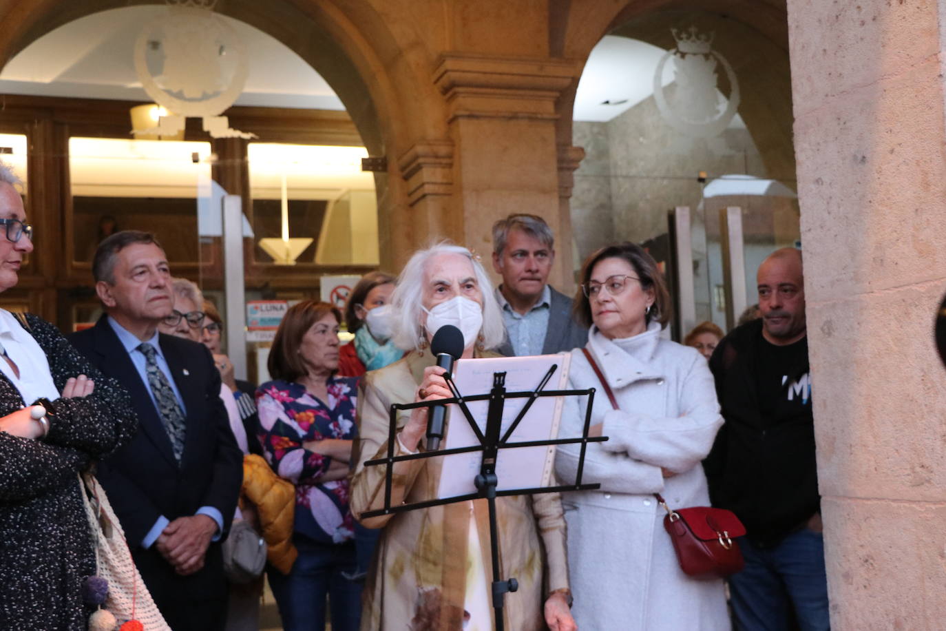 Recitación del recorrido literario Memorial Miguel Delgado. 