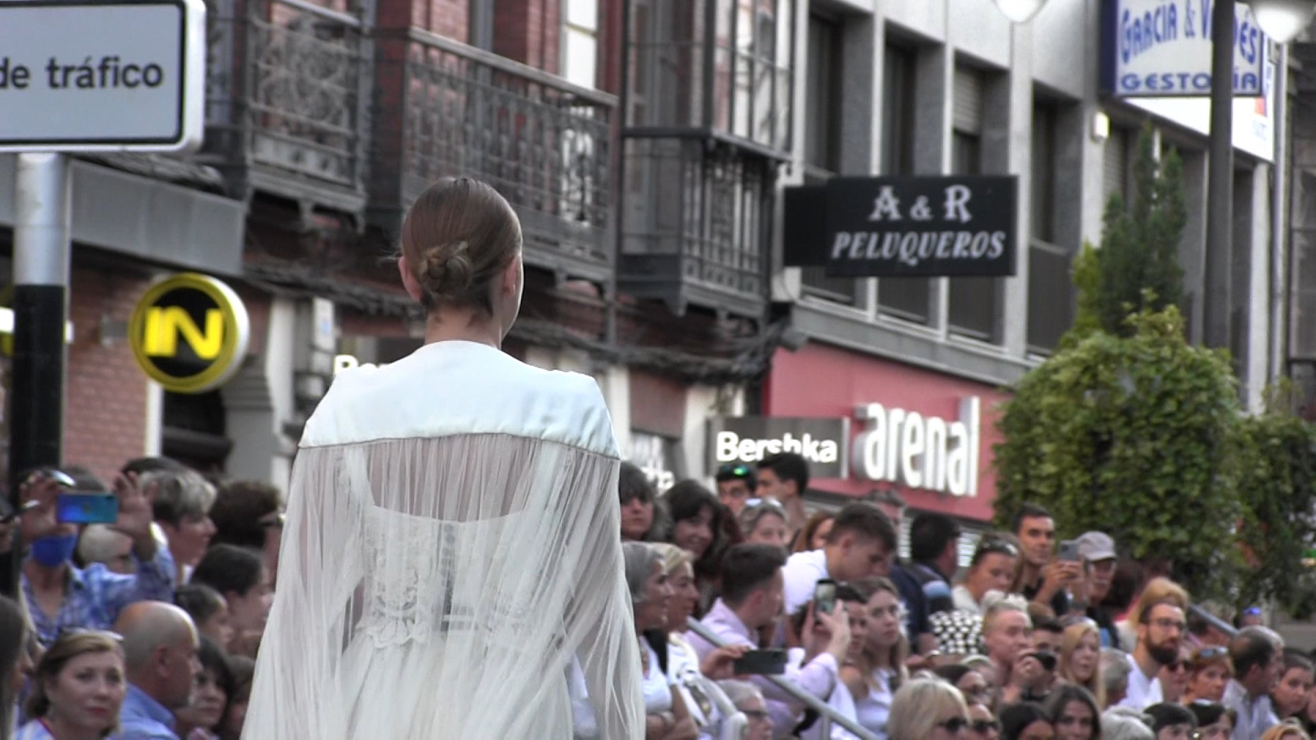 León, pasarela de modelos de jóvenes diseñadores