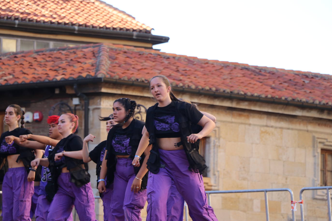 Actuación de Cras Dance en León. 