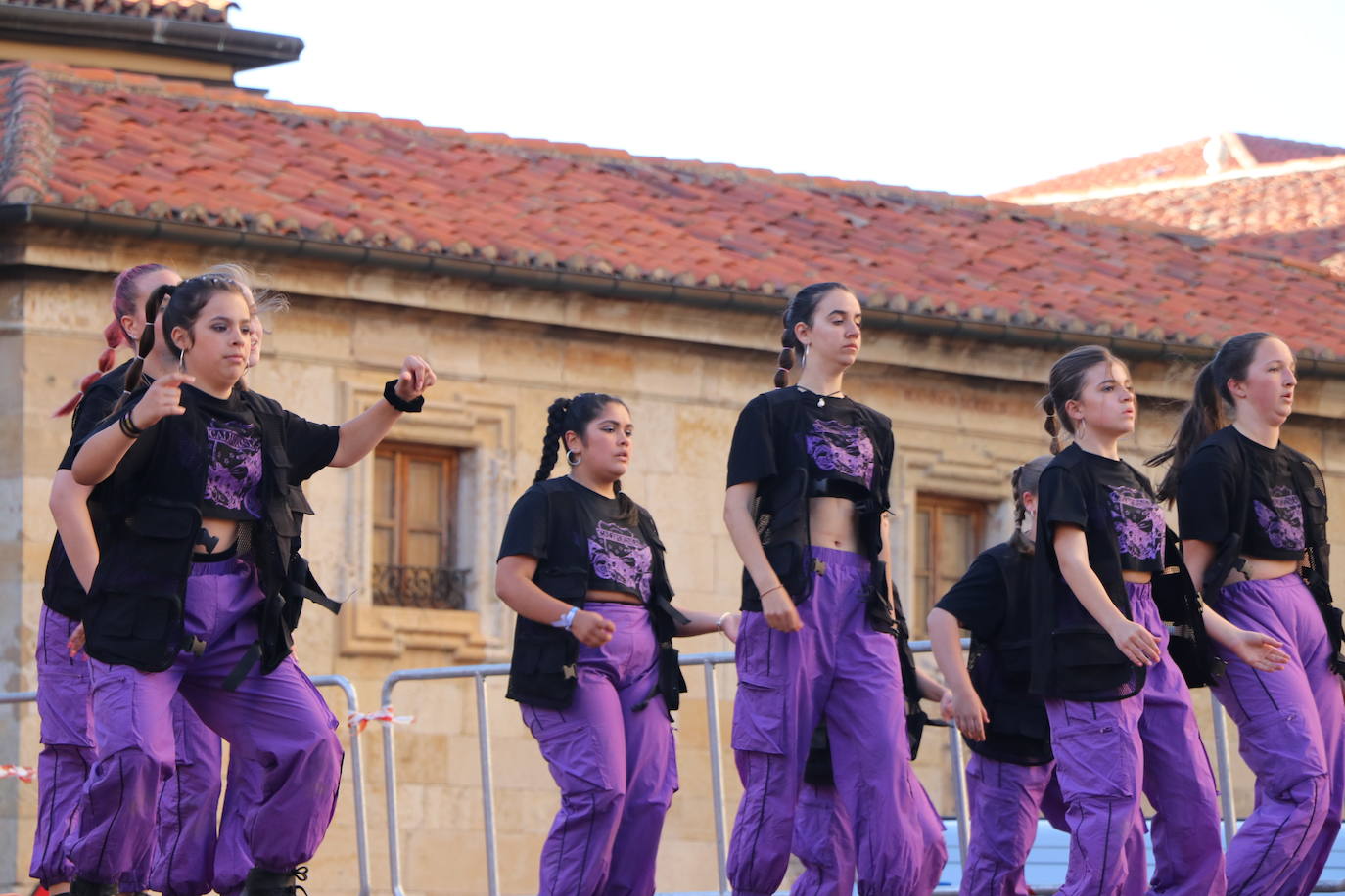 Actuación de Cras Dance en León. 