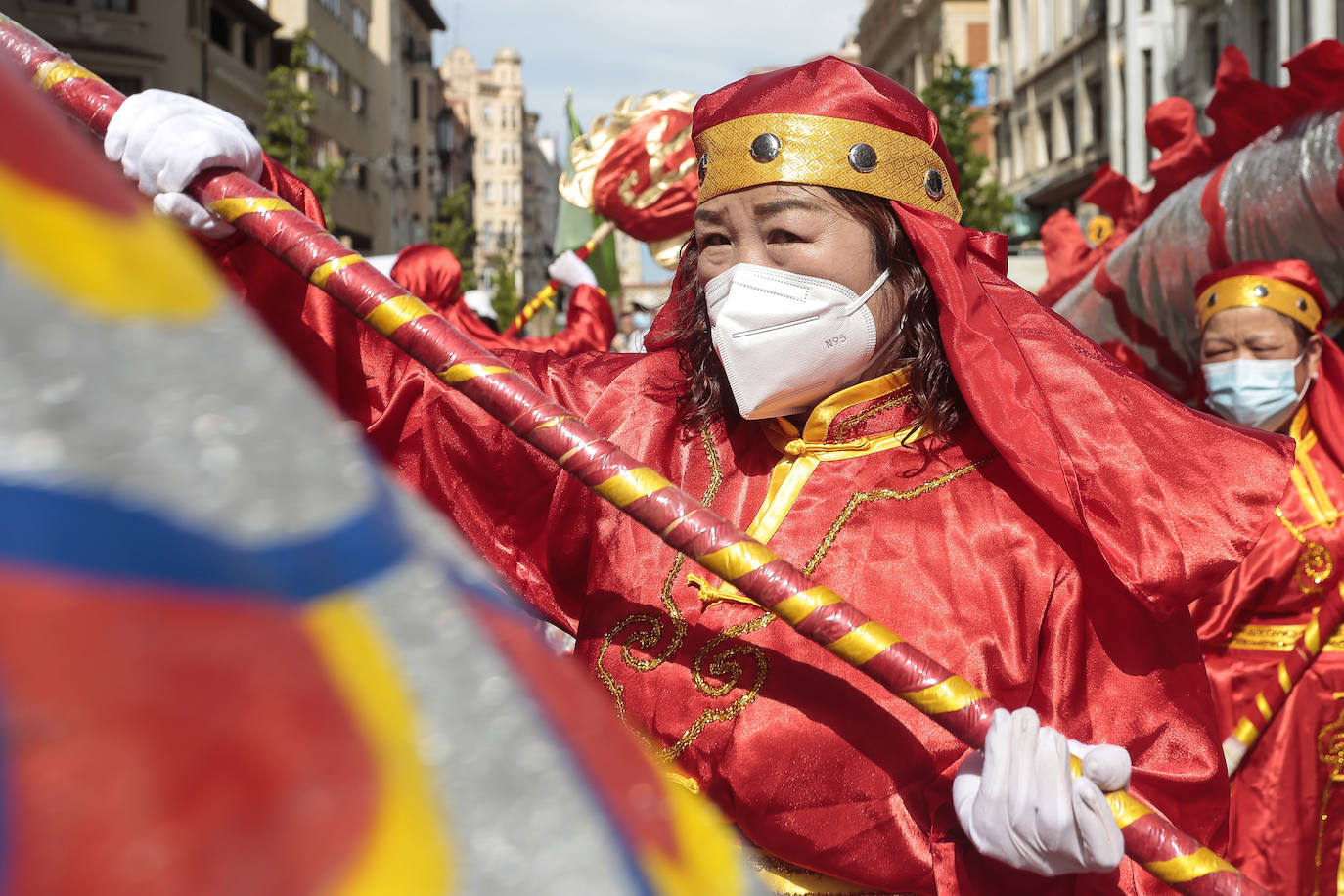 Fotos: Desfile del Dragón y la Danza del León por las calles de la capital leonesa