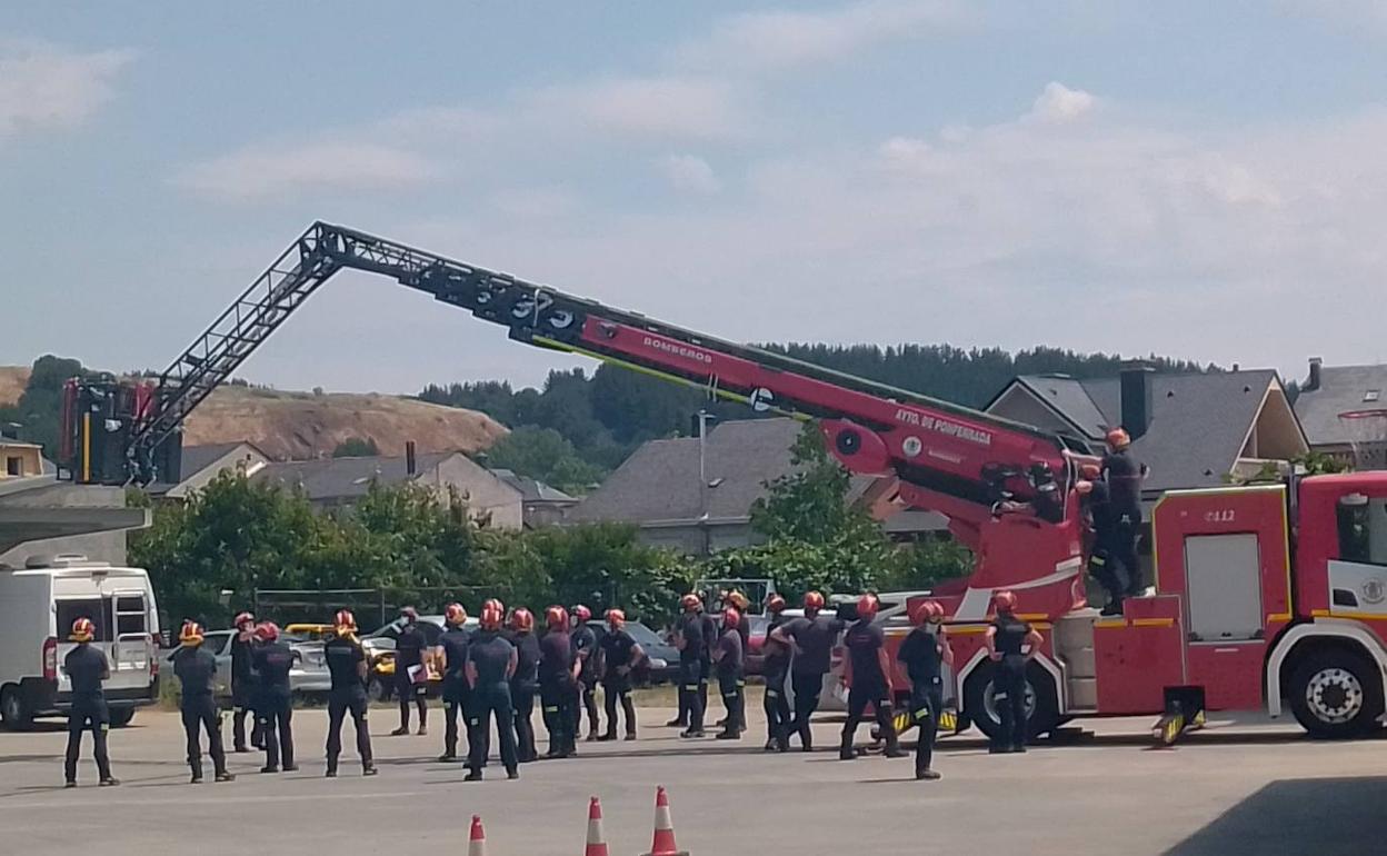 Servicios de los Bomberos de Ponferrada por el municipio.