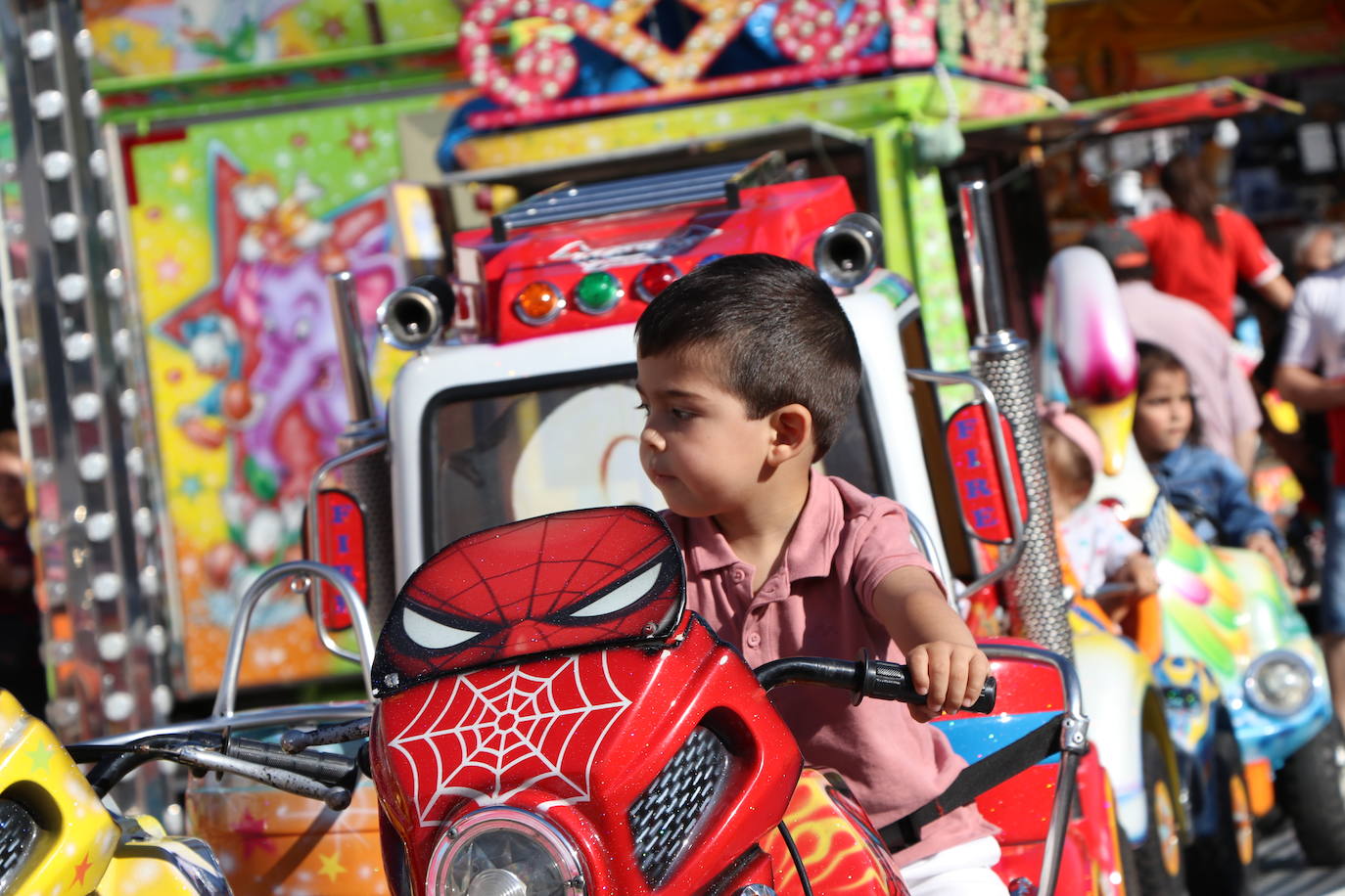 Imagen de la feria en la jornada de domingo, día del niño. 