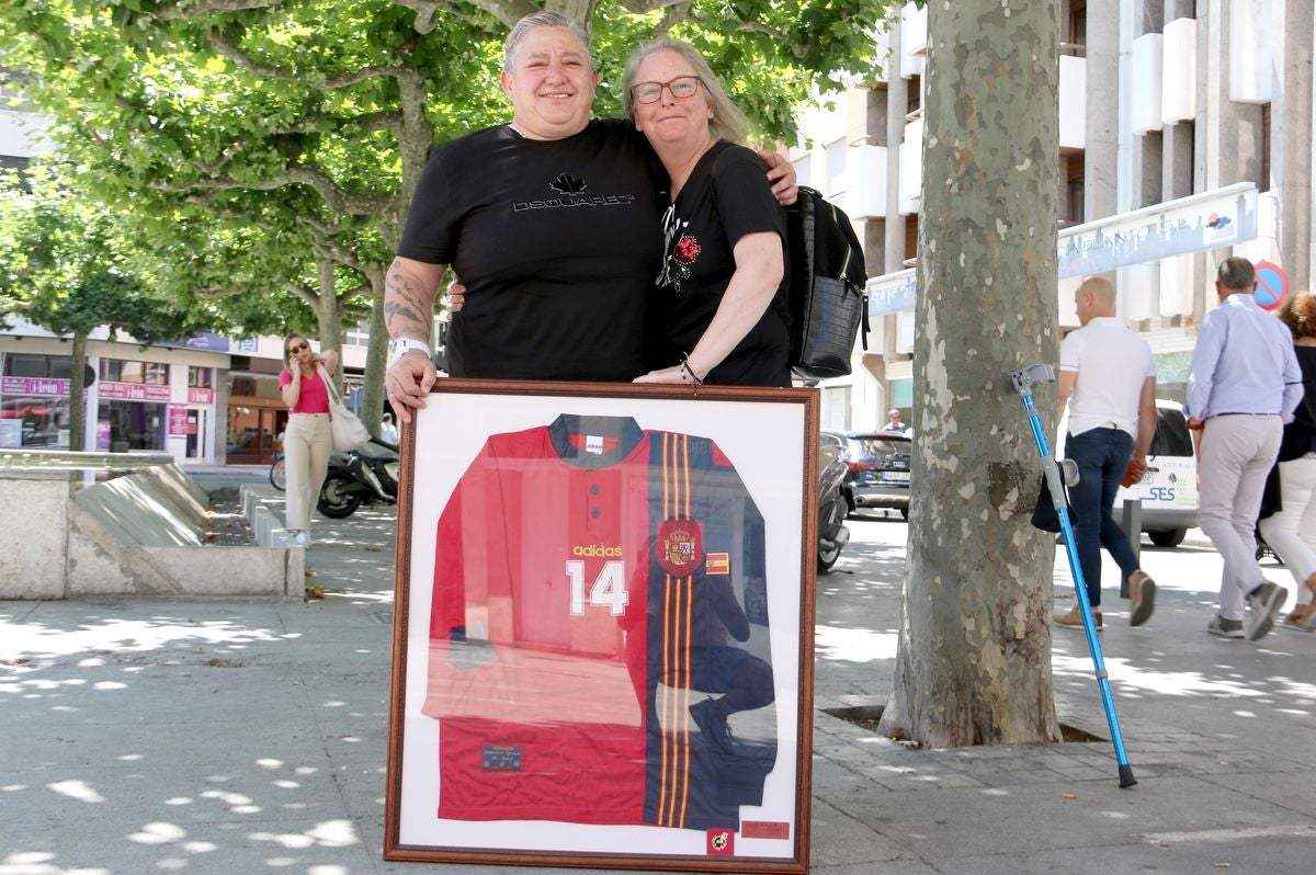 La leonesa recuerda su paso por la selección en la preparación para la primera Eurocopa femenina del fútbol nacional, en 1997