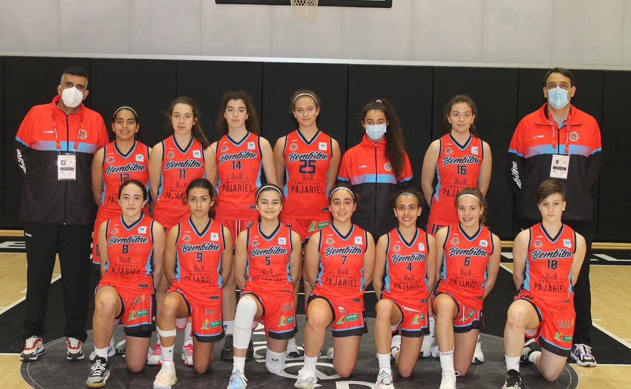 El Club Baloncesto Bembibre sigue apostando por la formación en verano