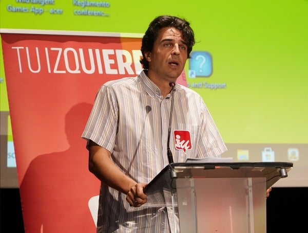 El coordinador de IUCyL, Juan Gascón, durante la conferencia Política Municipal de IUCyL. 