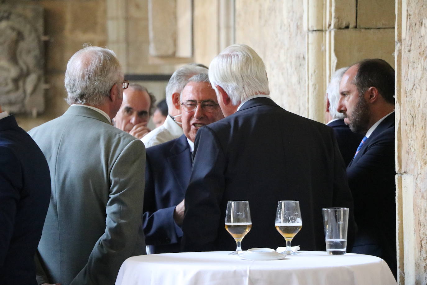 Fotos: Medalla de oro de la Cámara de Comercio a Manuel Lamelas