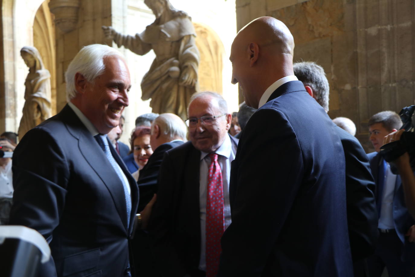 Fotos: Medalla de oro de la Cámara de Comercio a Manuel Lamelas