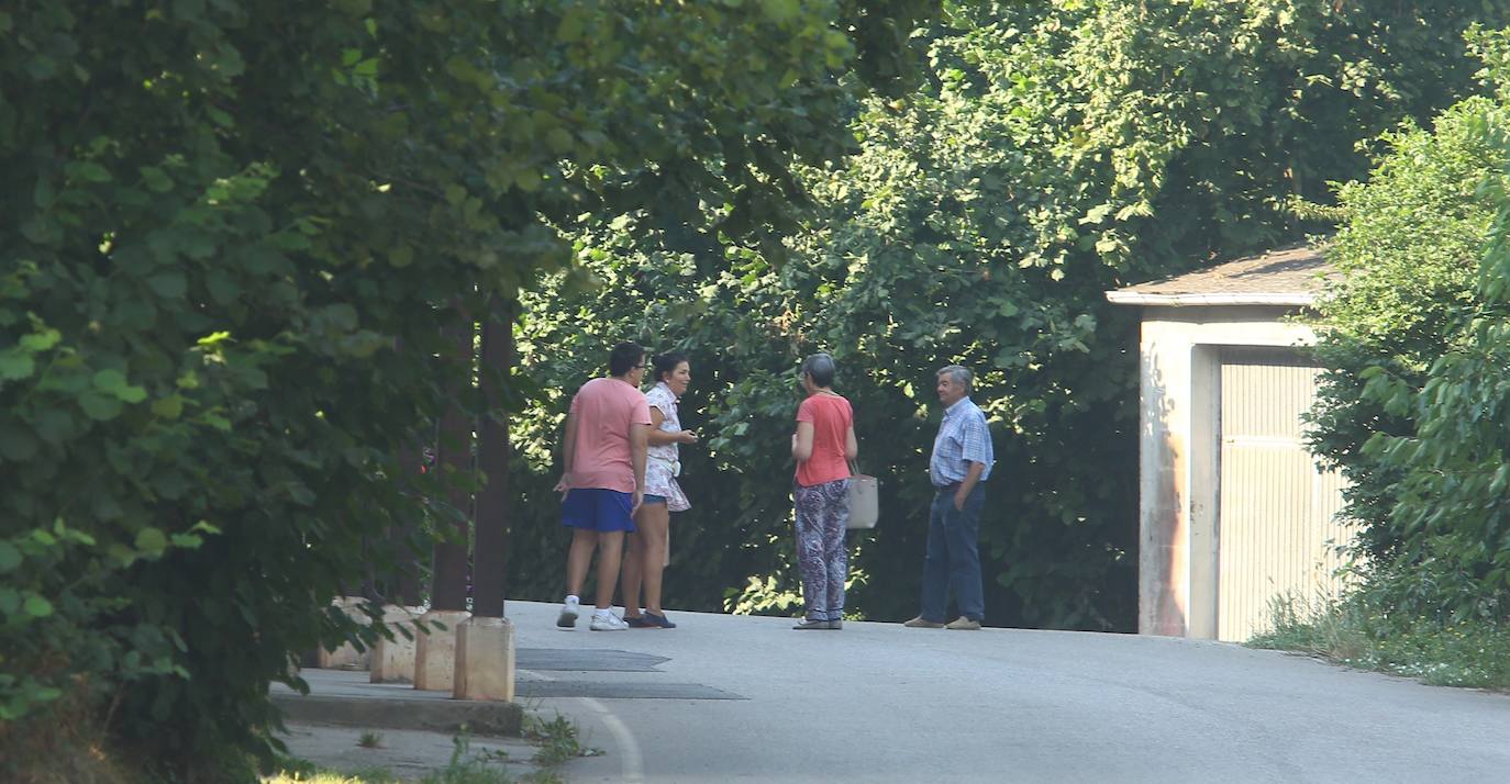 El pueblo de Rimor (León), desalojado debido al incendio en Montes de Valdueza