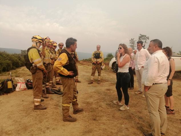 Puesto de mando en el incendio de Fuentes de Oliva