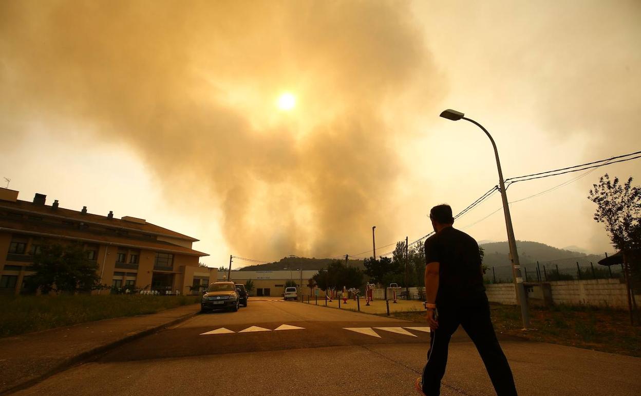 Incendio en Puente de Domingo Flórez