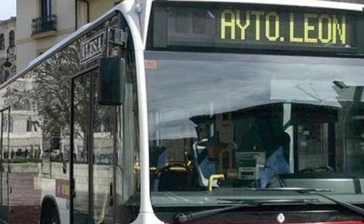 Izquierda Unida rechaza el nuevo contrato con una empresa privada del servicio de transportes en León