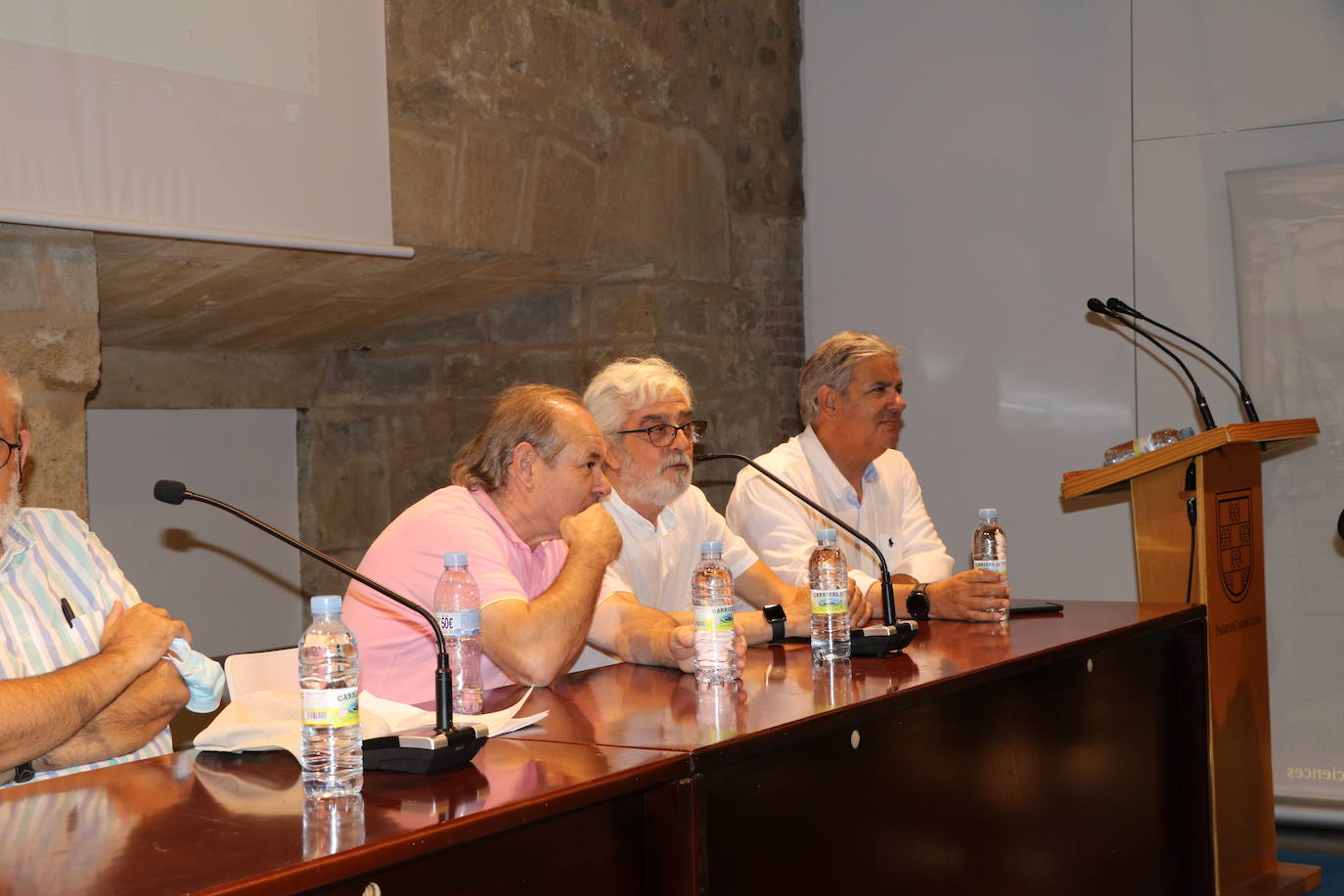 Presentación de la plataforma 'León Primero'.