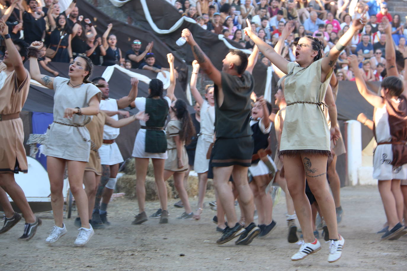 Lucha entre Astures y Romanos en el Anfiteatro de Asturica Augusta. 