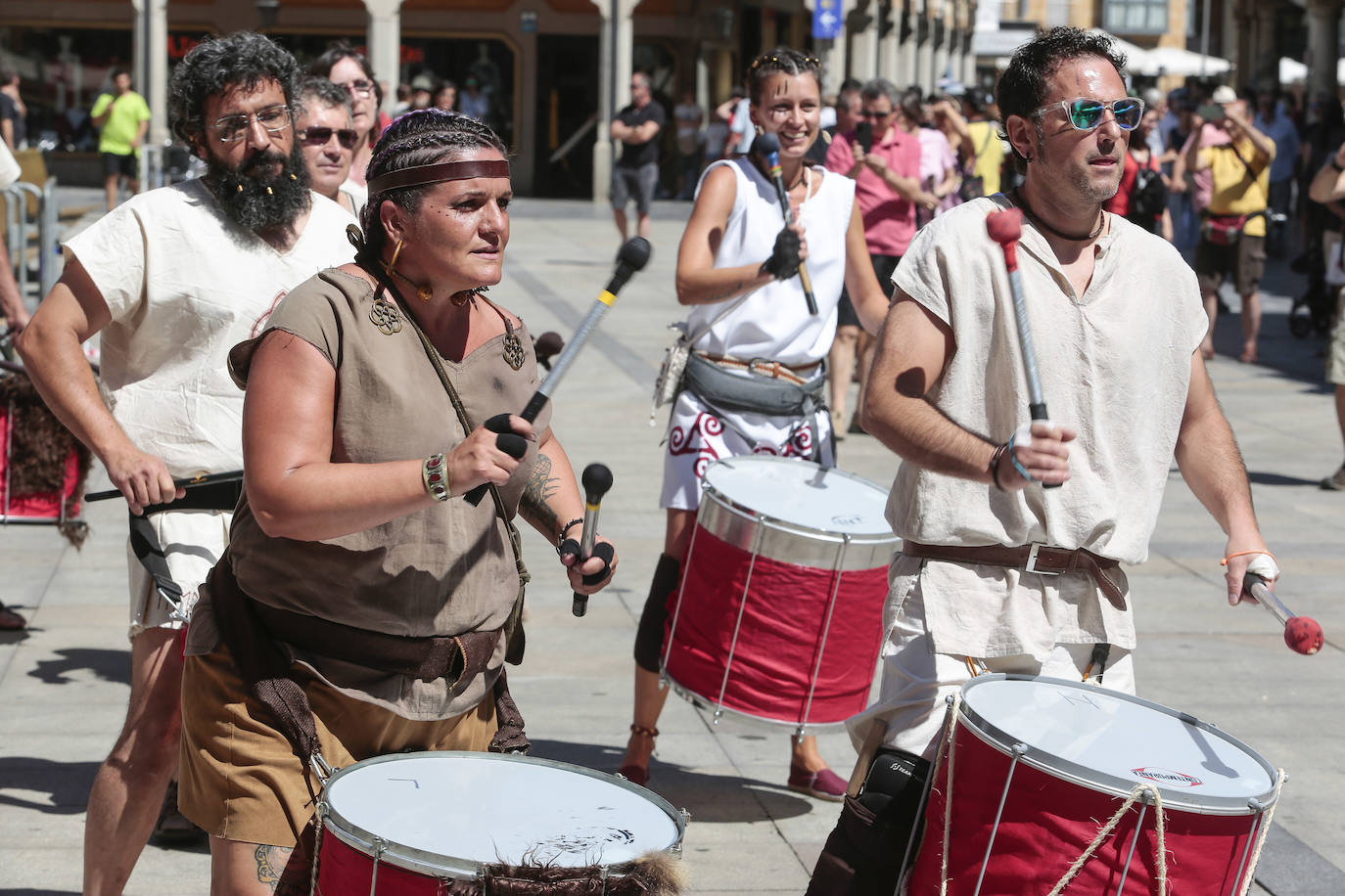 Astorga celebra su tradicional fiesta de Ástures y Romanos, declarada de interés turístico regional.