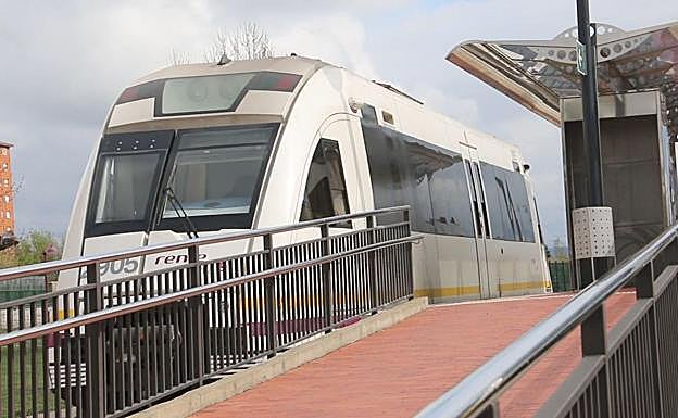 Desde el servicio de Renfe aseguran que ha sido un problema en el material.