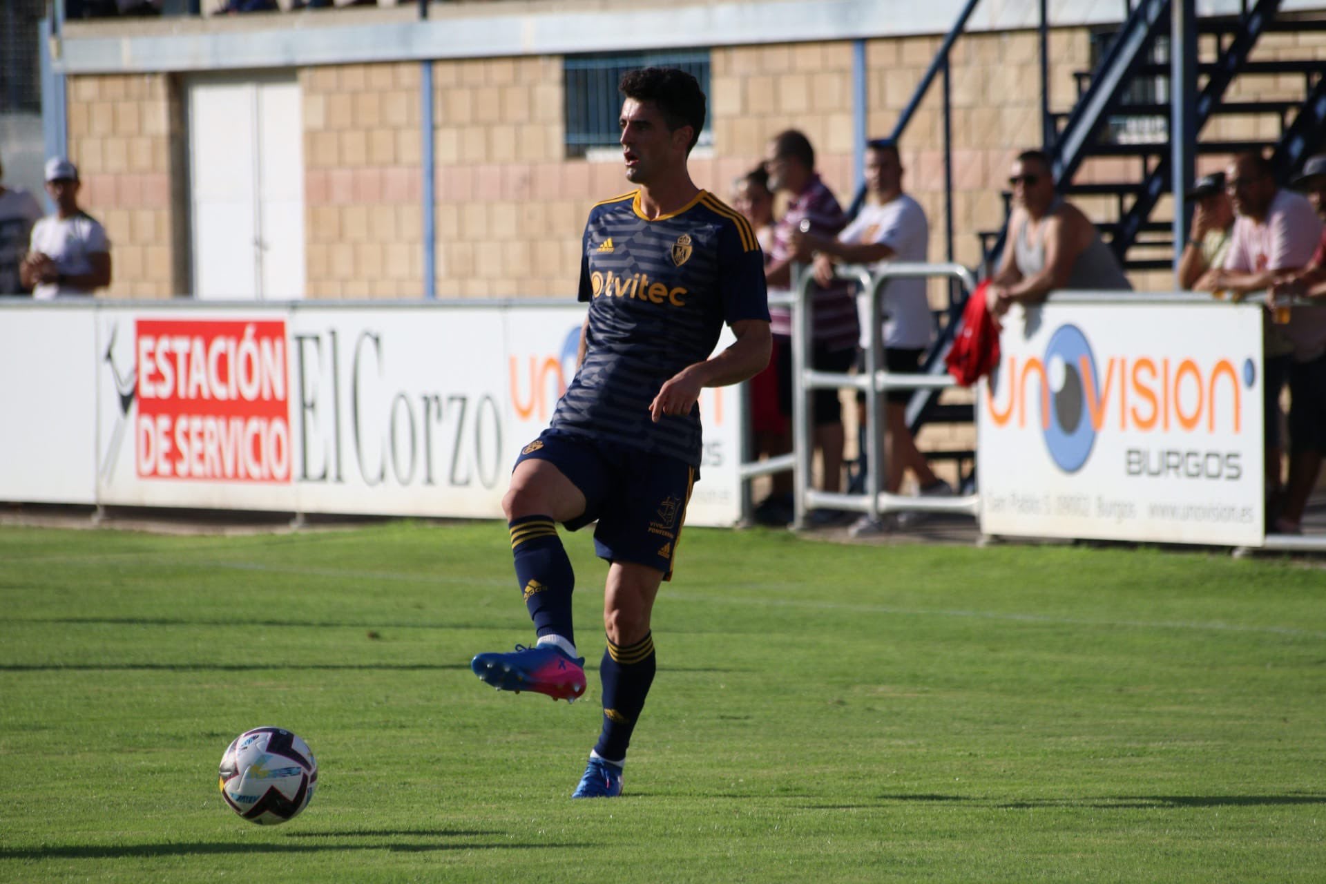 Los bercianos se medían ante el Burgos en Villarcayo en el último choque antes del inicio liguero