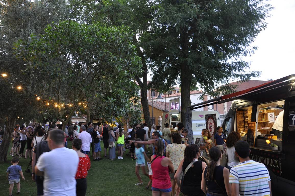 Fotos: Vuelven las food trucks a Valencia de Don Juan