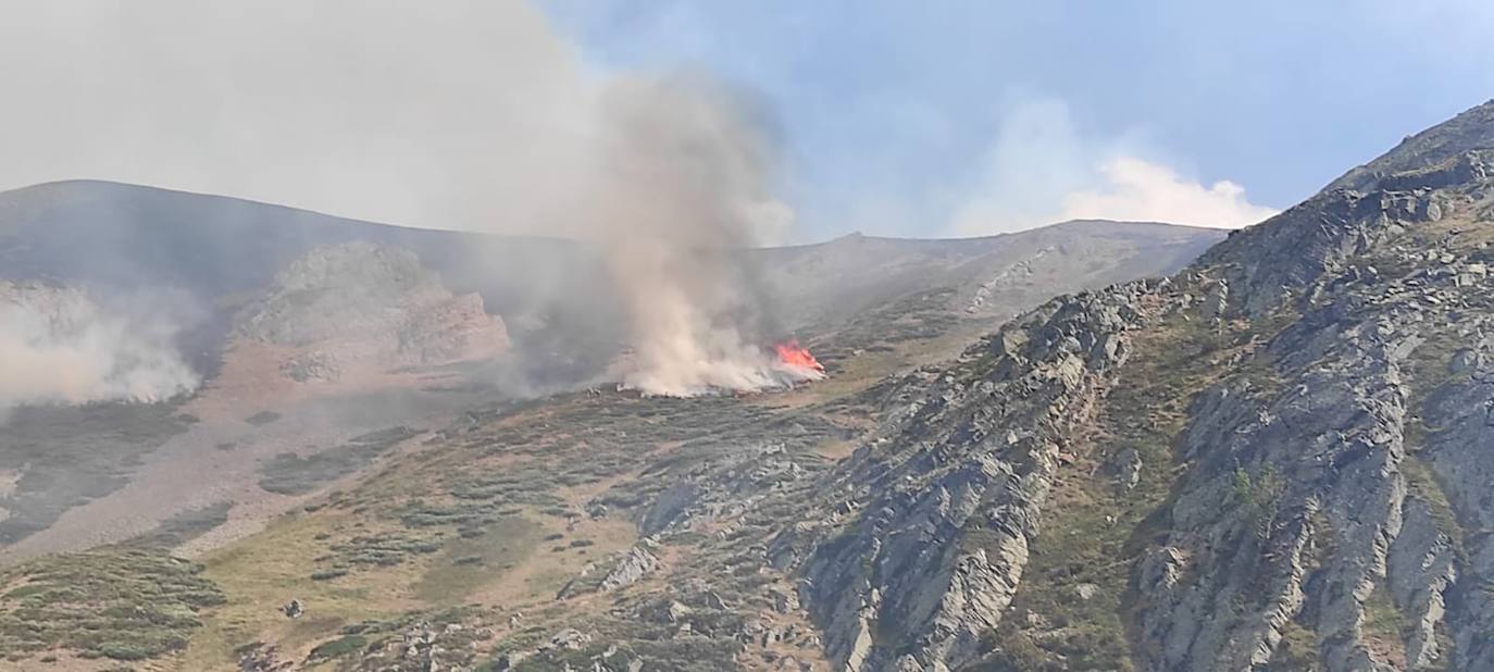 Imagenes del incendio de Boca de Huergano. 