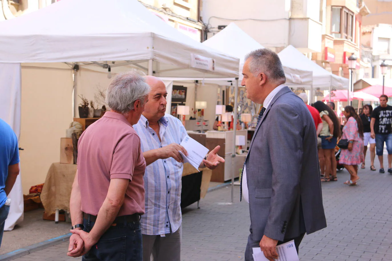 Imágenes de la XXXVI Feria Internacional de la Cerámica y la Alfarería de La Bañeza.