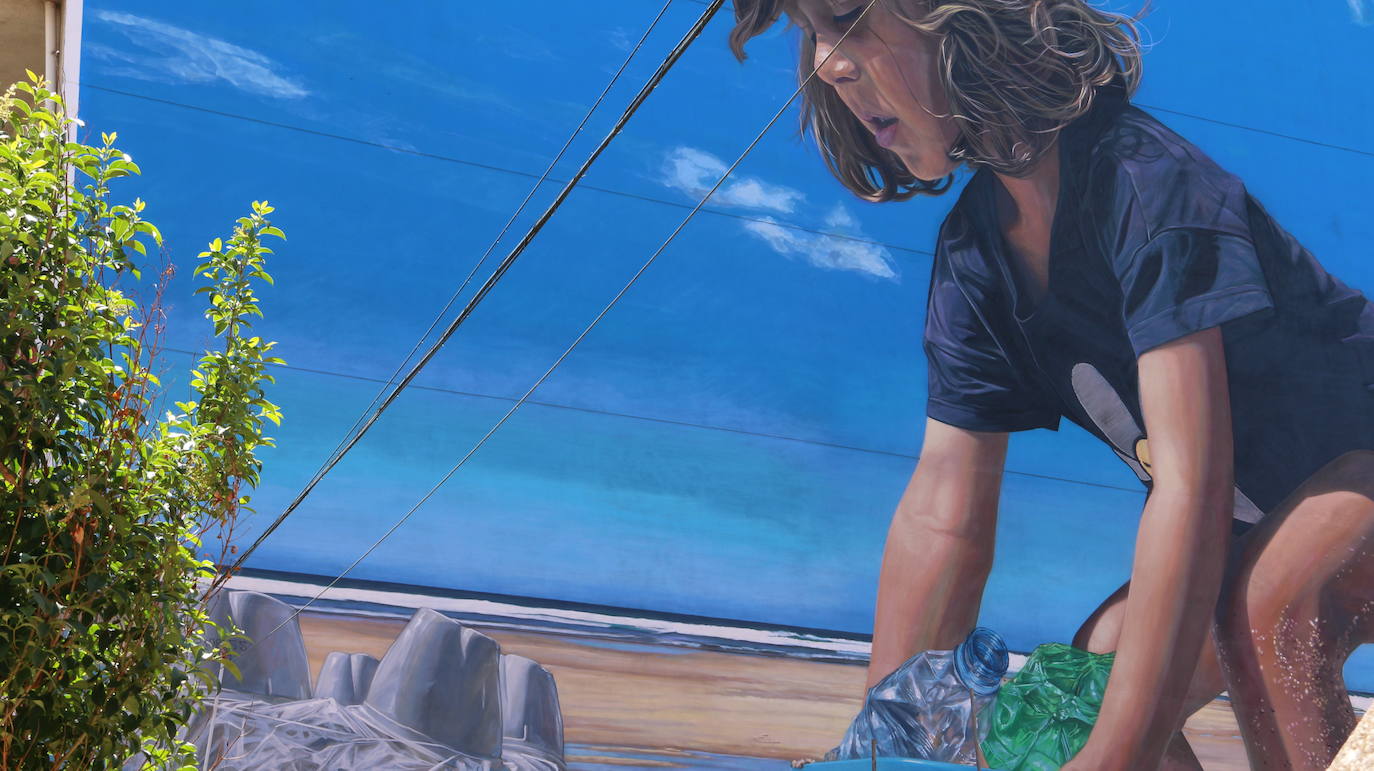 La localidad leonesa tiene más de 300 grafitis, la que más per cápita de España