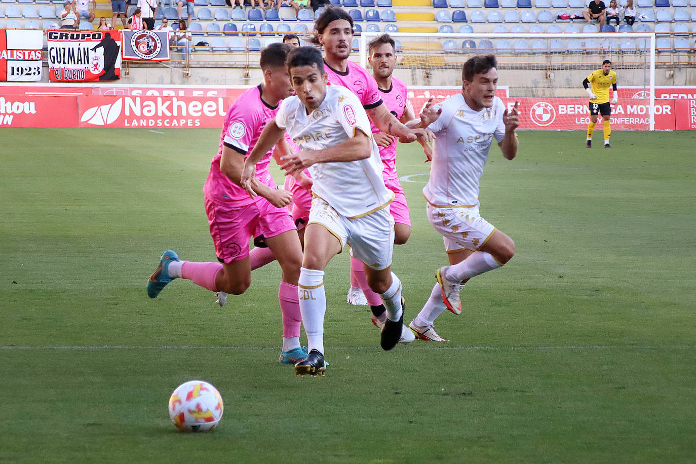 Semifinal de la Copa RFEF en el Reino de León. 