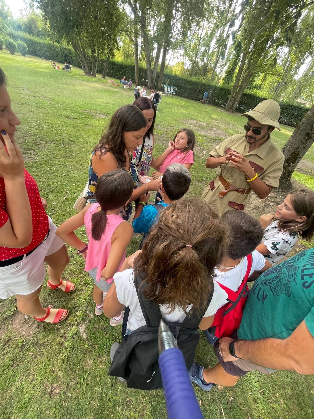 En ese espacio abierto y de la mano del Ayuntamiento de León se puede disfrutar de otra forma del verano: ahora participando en un escape street que hace las delicias de los más aventureros 
