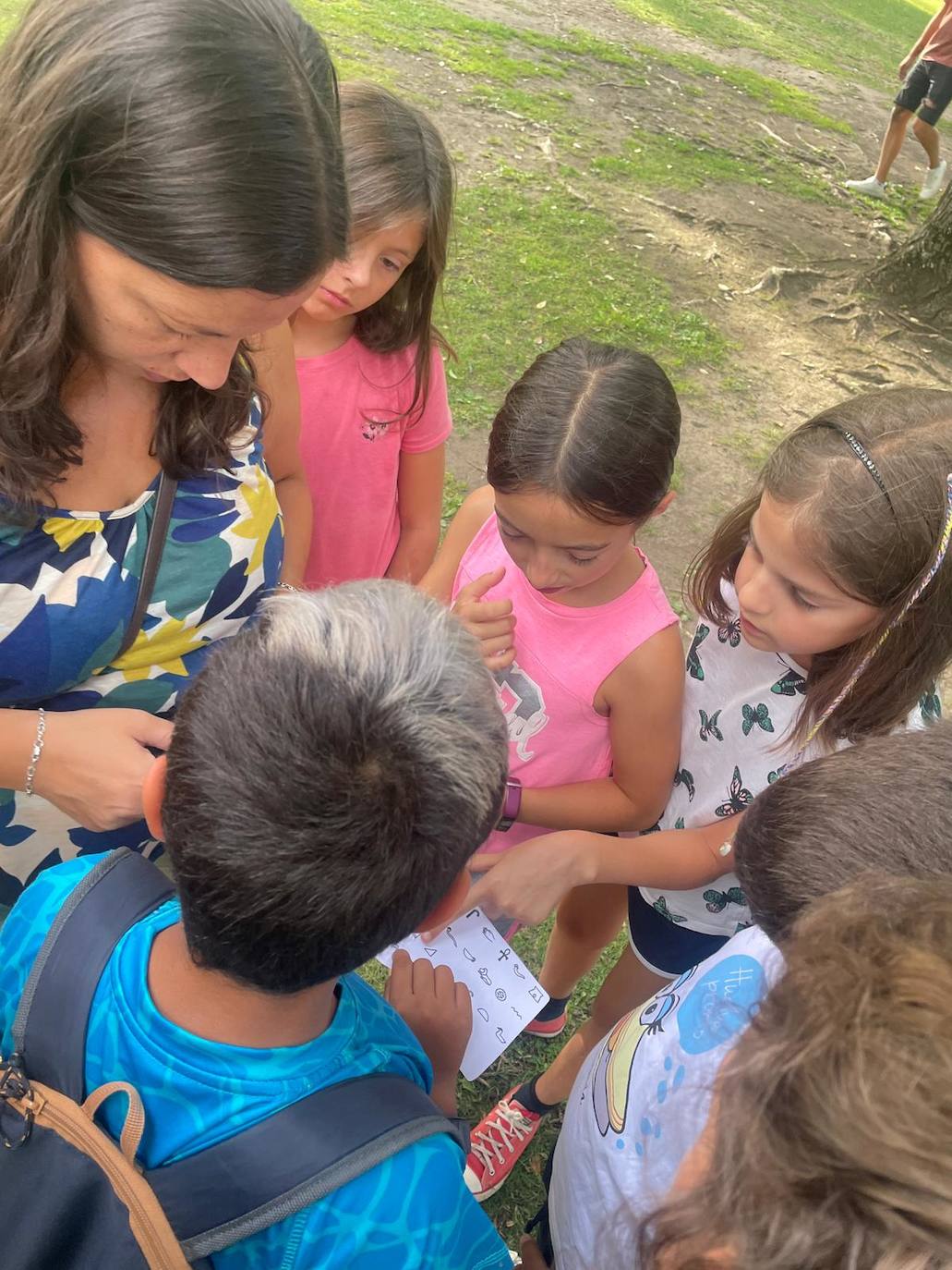 En ese espacio abierto y de la mano del Ayuntamiento de León se puede disfrutar de otra forma del verano: ahora participando en un escape street que hace las delicias de los más aventureros 