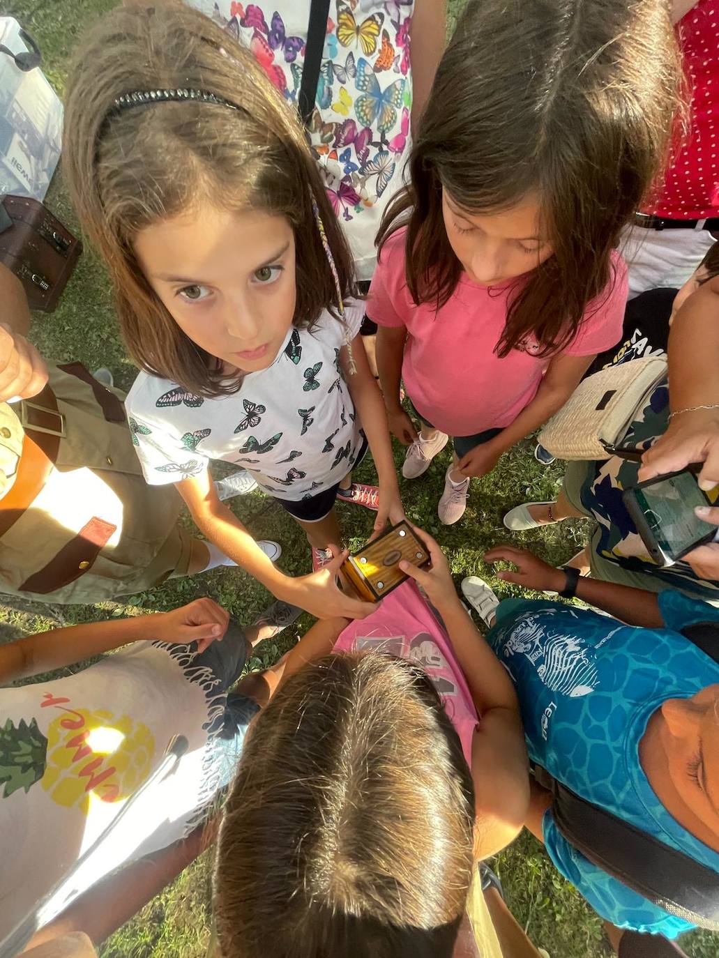 En ese espacio abierto y de la mano del Ayuntamiento de León se puede disfrutar de otra forma del verano: ahora participando en un escape street que hace las delicias de los más aventureros 