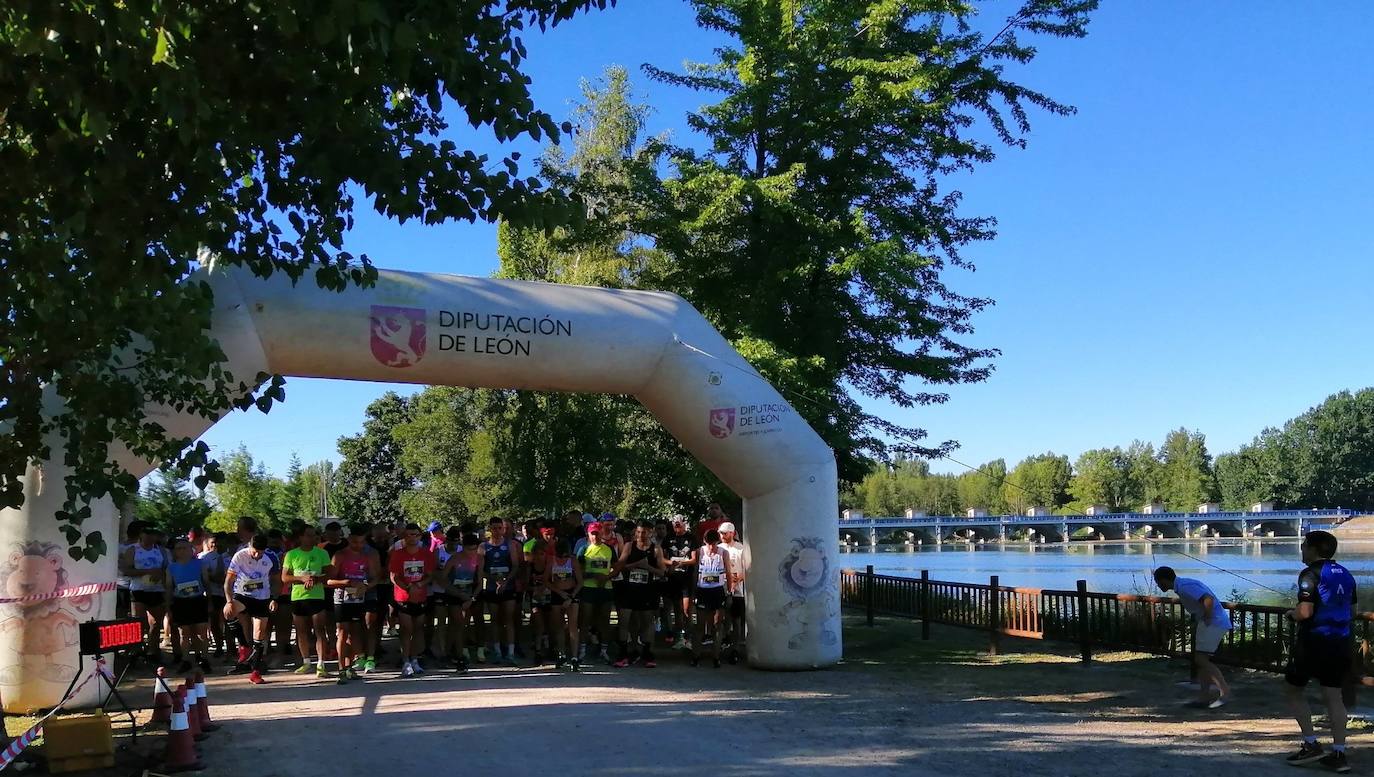 La VIII Carrera Popular de Santa Marina del Rey. 