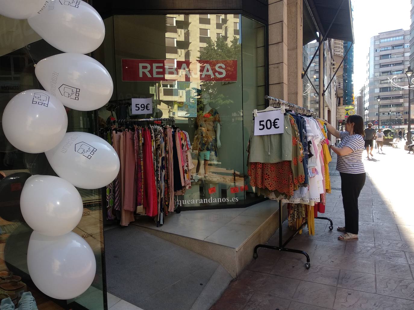 Inaguración de la Feria de las Rebajas de Templarium en Ponferrada.