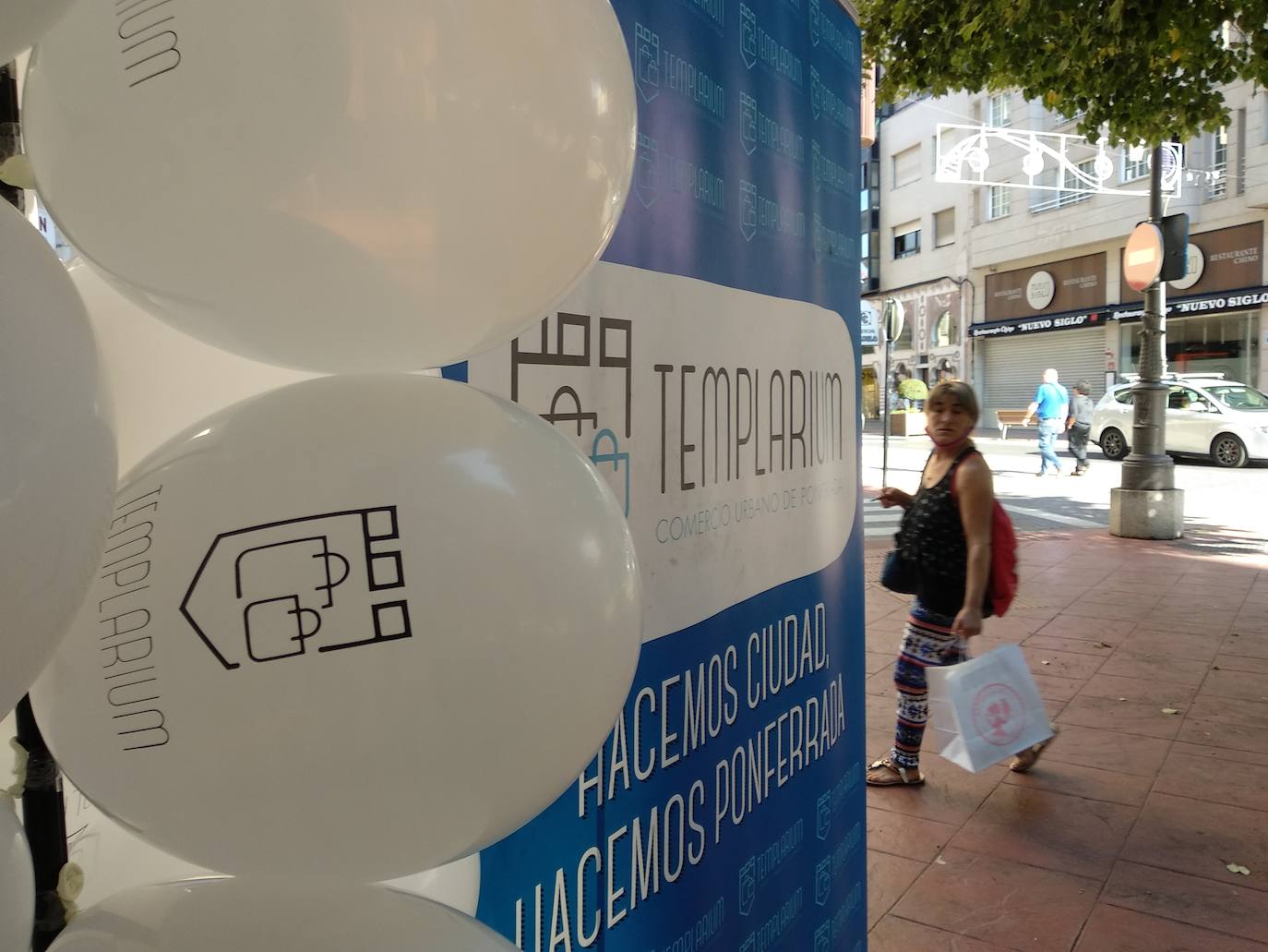 Inaguración de la Feria de las Rebajas de Templarium en Ponferrada.