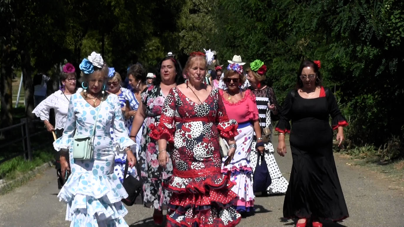 Imágenes de la II Fiesta Rociera de Sahagún.