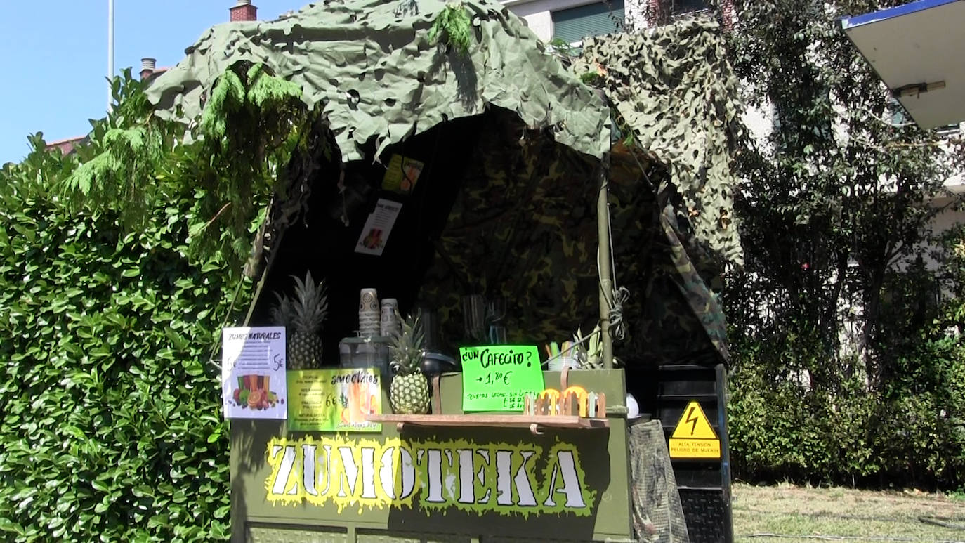 Decenas de asistentes al 'Movidaquilambre'.