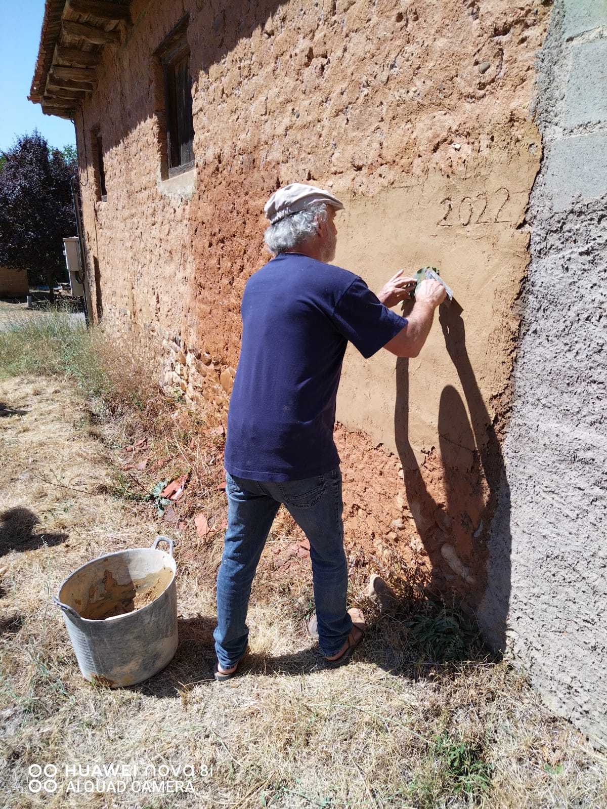 Ruiforco de Torío acoge un taller sobre la construcción tradicional con barro.