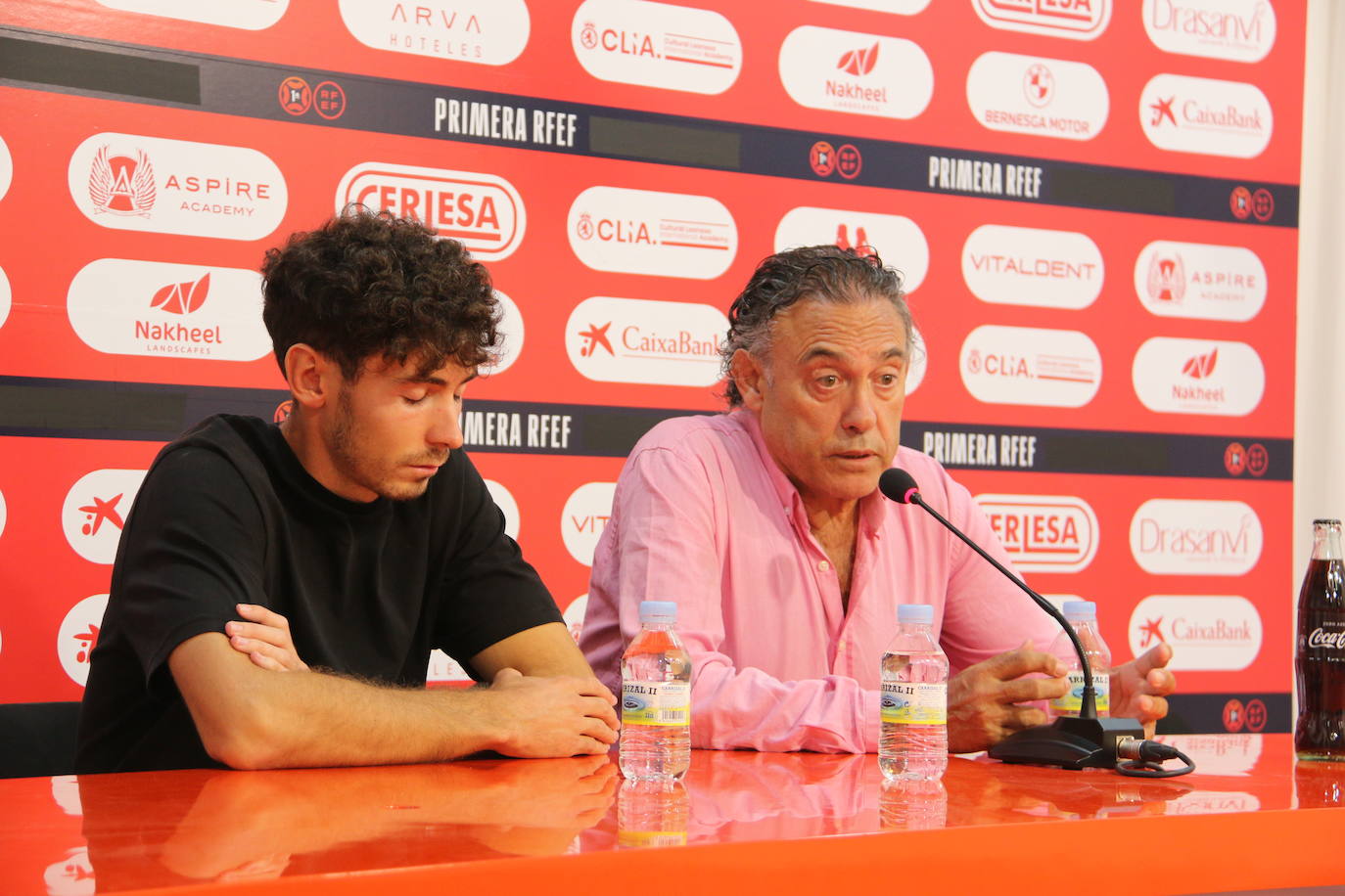 El futbolista leonés ha encontrado destino y saldrá del equipo capitalino tras un verano en el que se ha rumoreado mucho con su salida, que se va a un equipo de la misma categoría. La cláusula de rescisión del jugador leonés deja en la Cultural cerca de 200.000 euros. 