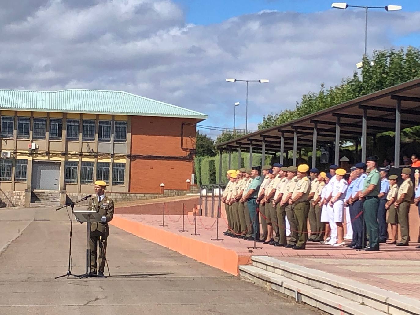 Daniel Constantino toma el mando como teniente coronel de la UME en León.